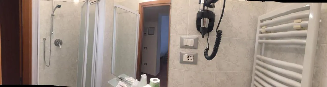 Hotel Alinari Florence 3*,  Italy