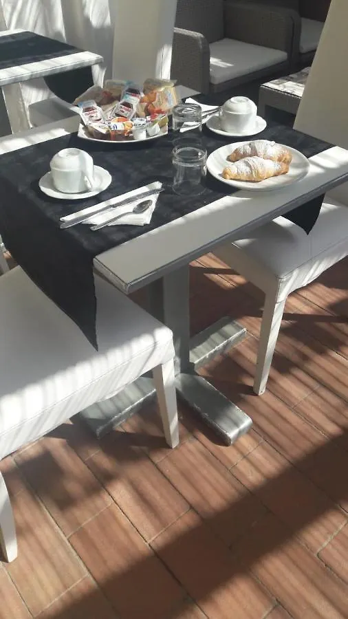 Hotel Alinari Firenze 3*,  Italia